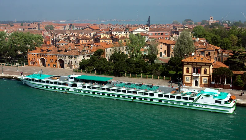 CroisiEurope's Michelangelo